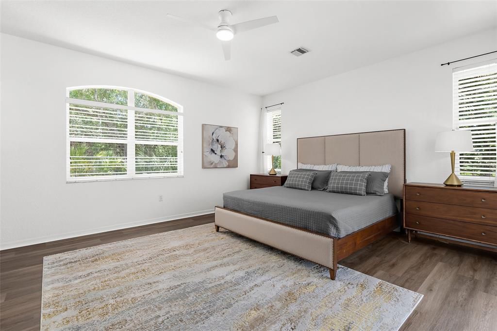 На продажу: $1,325,000 (3 спален, 2 ванн, 2391 Квадратных фут)