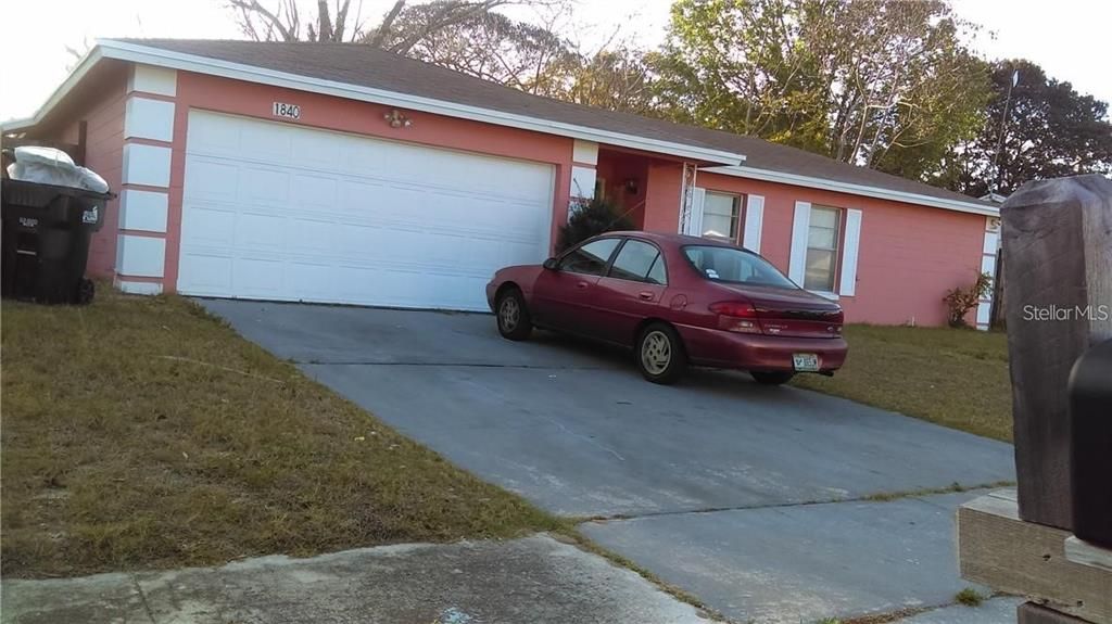 Recently Rented: $2,300 (4 beds, 2 baths, 1444 Square Feet)