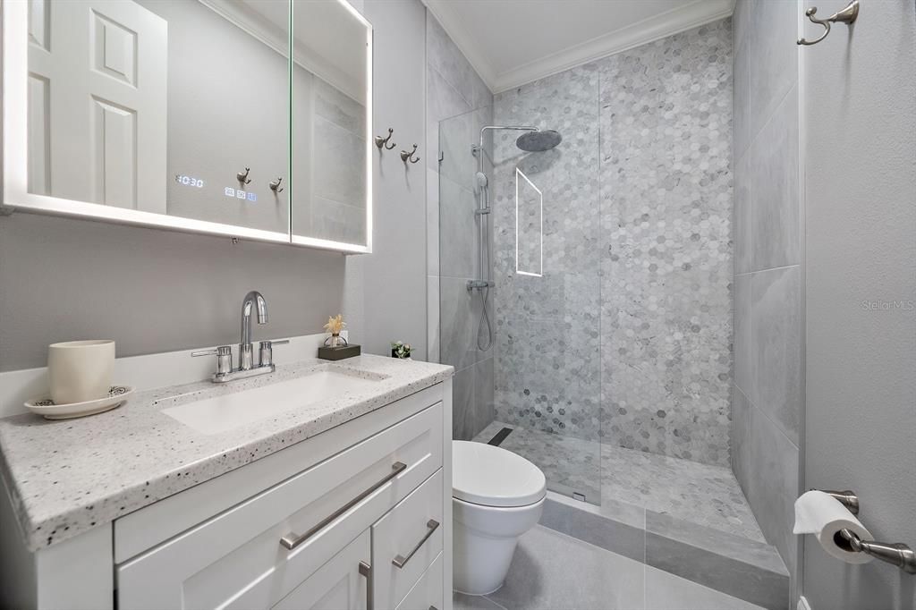 For Sale: $980,000 (3 beds, 3 baths, 3046 Square Feet)