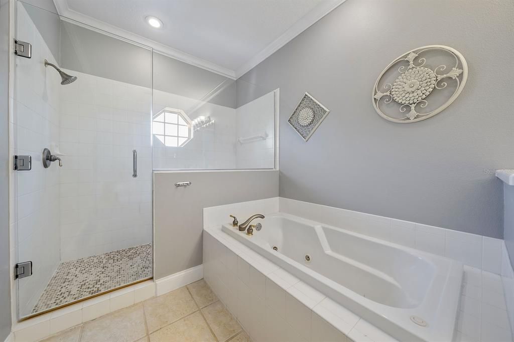 For Sale: $980,000 (3 beds, 3 baths, 3046 Square Feet)