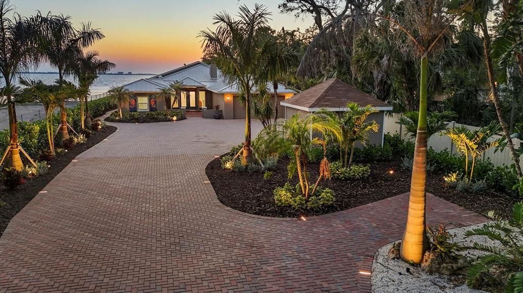 待售: $3,500,000 (4 贝兹, 3 浴室, 3012 平方英尺)