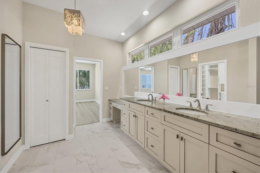 待售: $3,500,000 (4 贝兹, 3 浴室, 3012 平方英尺)