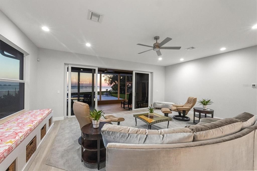 待售: $3,500,000 (4 贝兹, 3 浴室, 3012 平方英尺)