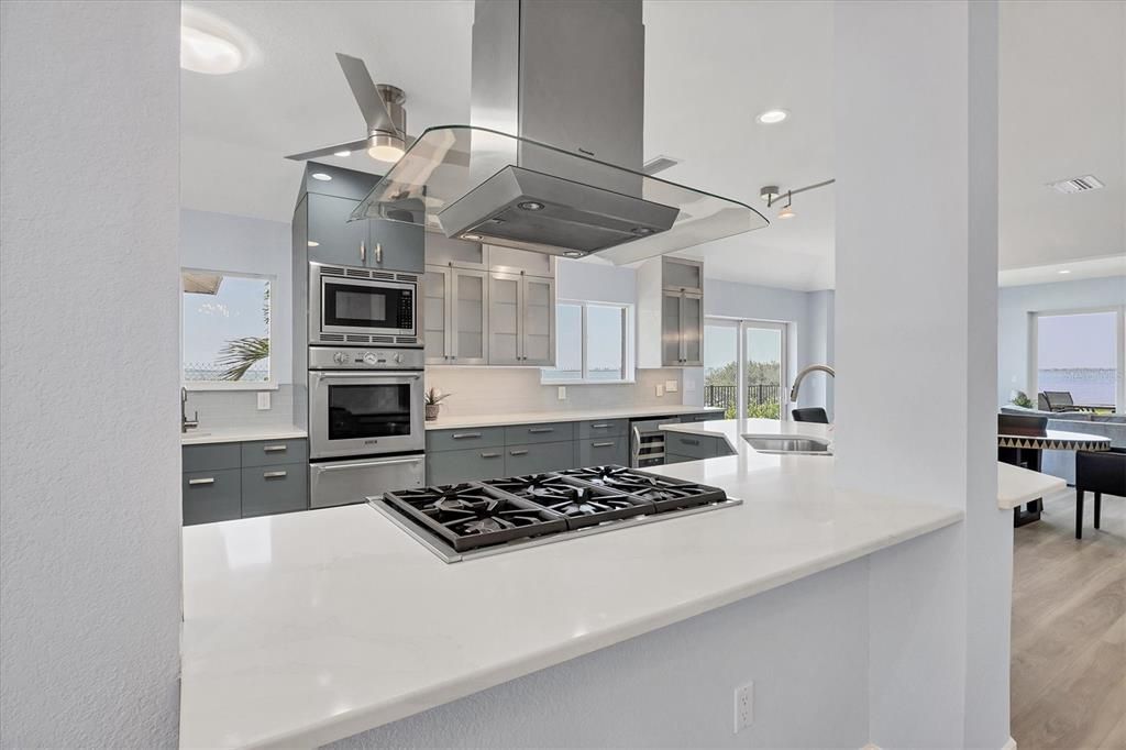 待售: $3,500,000 (4 贝兹, 3 浴室, 3012 平方英尺)