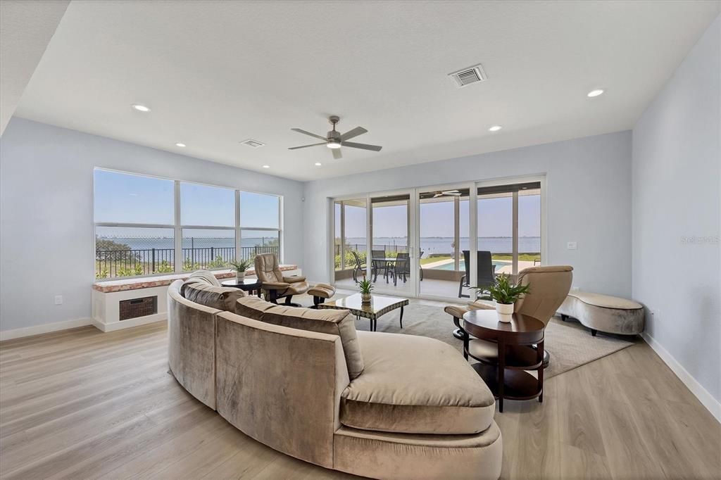 待售: $3,500,000 (4 贝兹, 3 浴室, 3012 平方英尺)