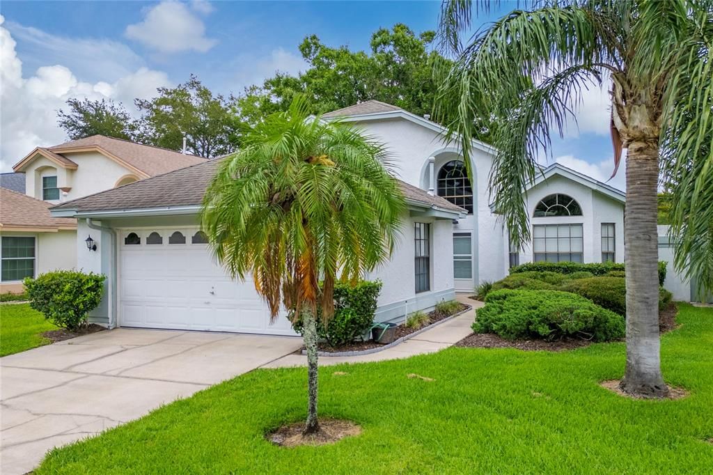 Recently Rented: $2,800 (3 beds, 2 baths, 2085 Square Feet)