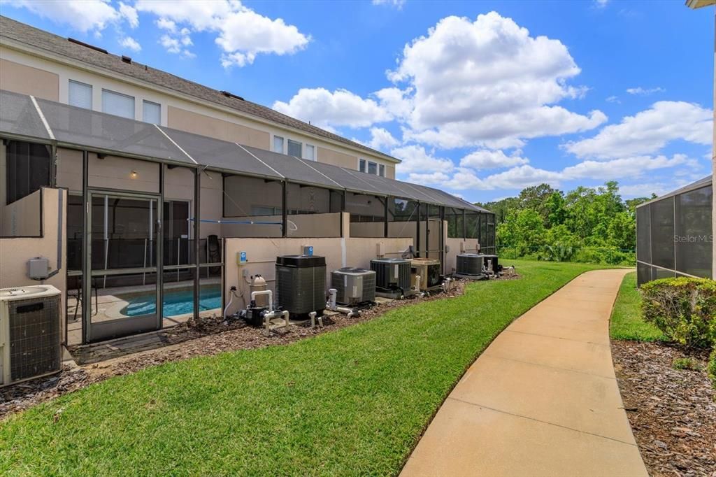 For Sale: $347,500 (3 beds, 3 baths, 1440 Square Feet)