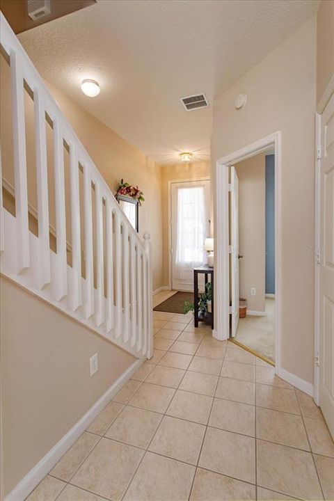 For Sale: $347,500 (3 beds, 3 baths, 1440 Square Feet)