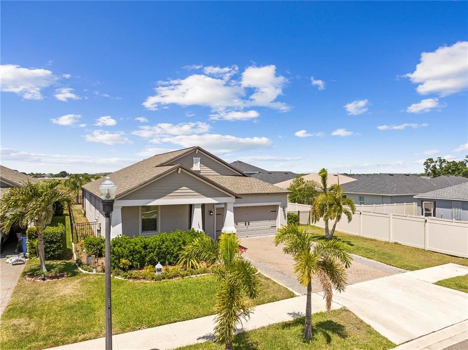 Recently Sold: $495,000 (4 beds, 3 baths, 2057 Square Feet)