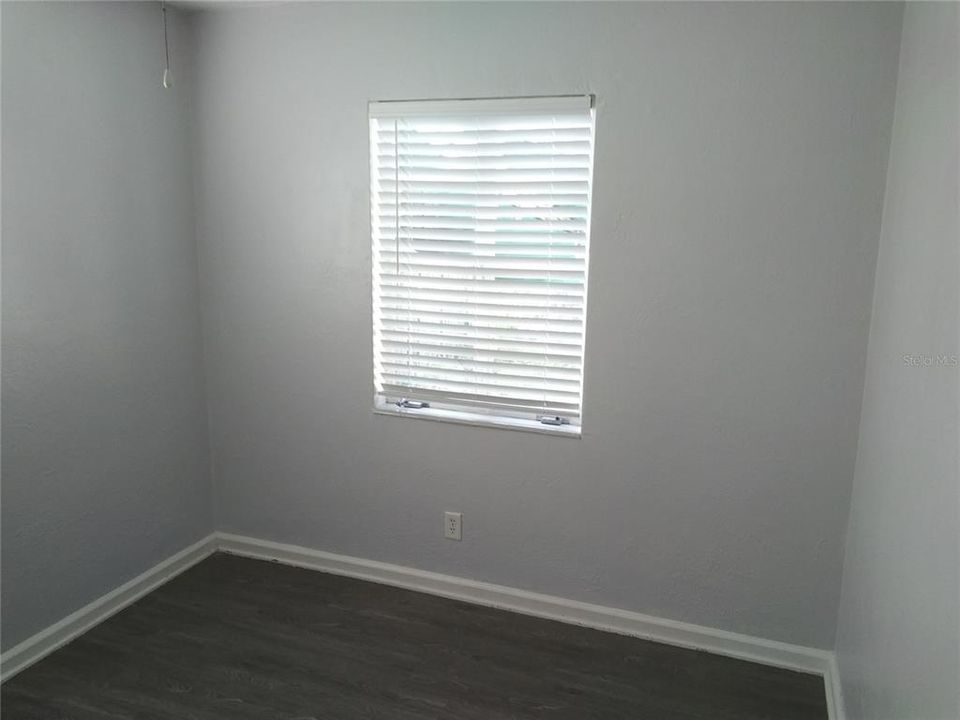 For Rent: $1,595 (2 beds, 1 baths, 824 Square Feet)