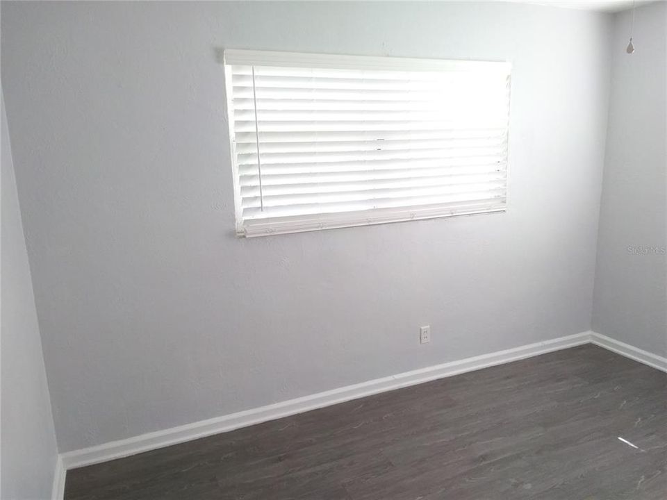 For Rent: $1,595 (2 beds, 1 baths, 824 Square Feet)