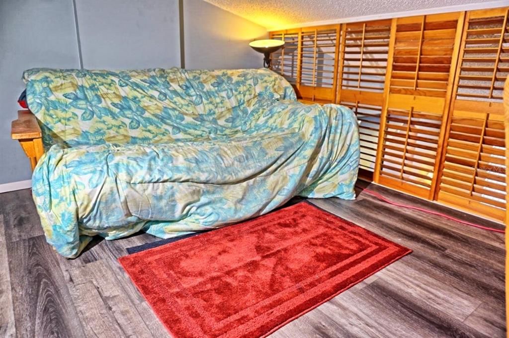 На продажу: $129,900 (1 спален, 1 ванн, 456 Квадратных фут)