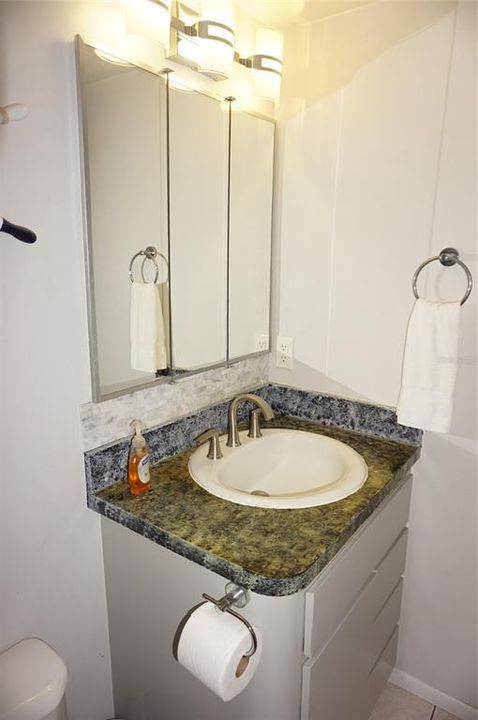 На продажу: $129,900 (1 спален, 1 ванн, 456 Квадратных фут)