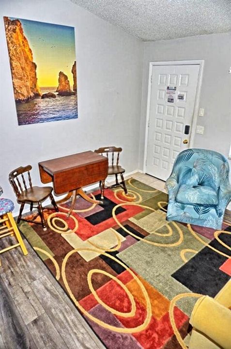 На продажу: $129,900 (1 спален, 1 ванн, 456 Квадратных фут)