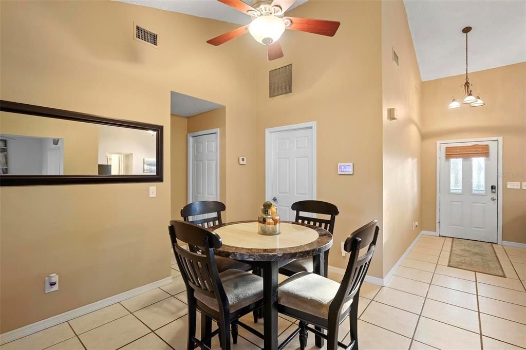 For Sale: $299,900 (3 beds, 2 baths, 1600 Square Feet)