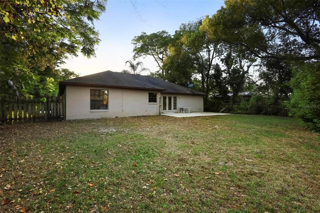 For Sale: $299,900 (3 beds, 2 baths, 1600 Square Feet)