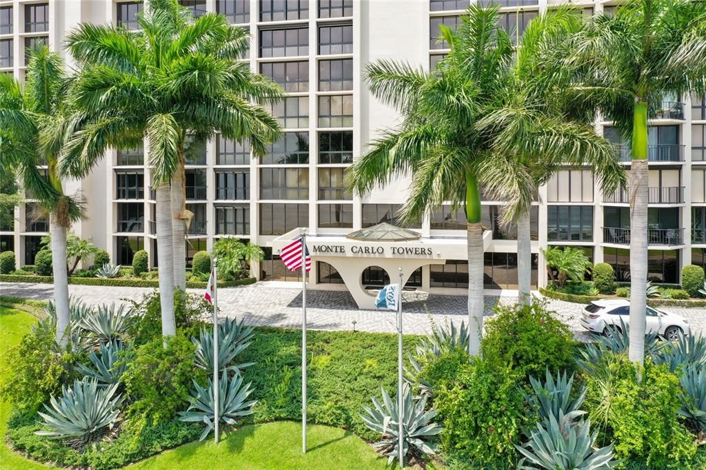 For Sale: $10,800,000 (4 beds, 4 baths, 8390 Square Feet)