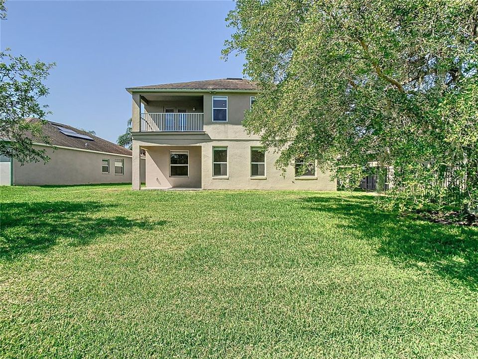 Activo con contrato: $575,000 (5 camas, 4 baños, 3207 Pies cuadrados)