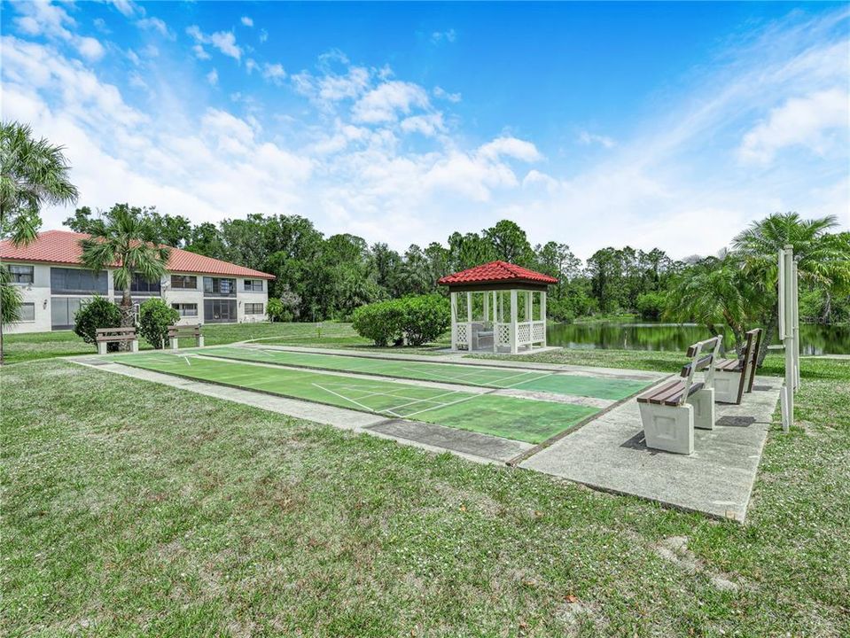 For Sale: $139,900 (2 beds, 2 baths, 1185 Square Feet)