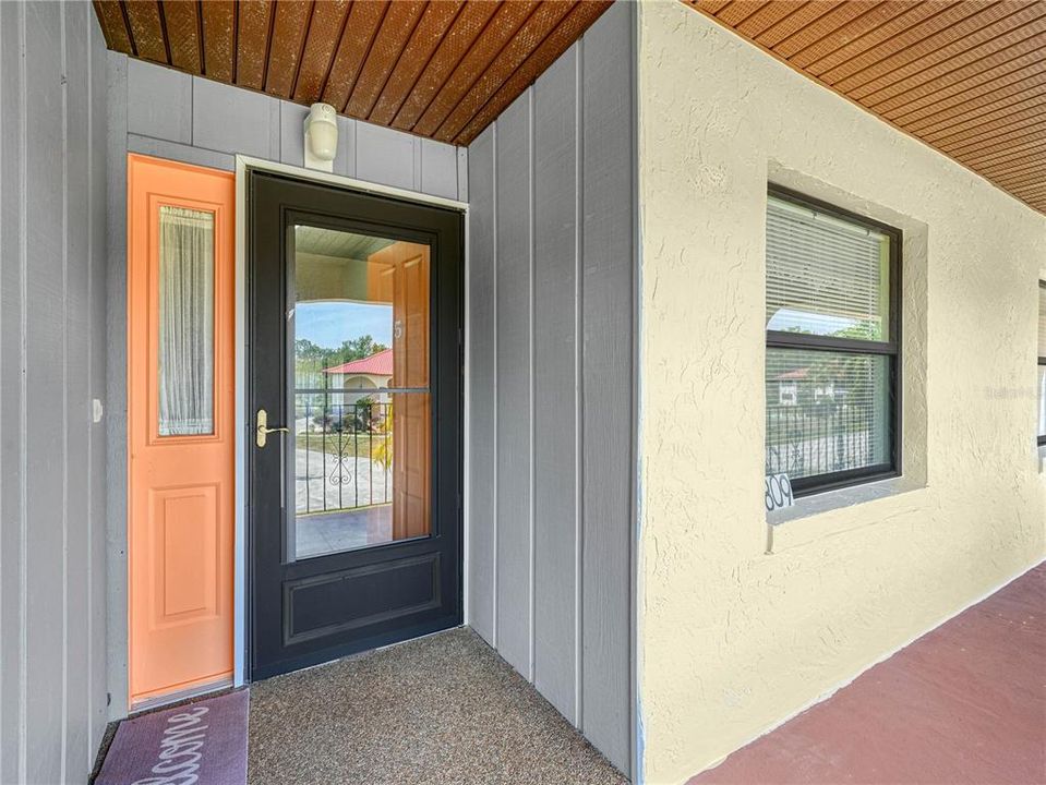 For Sale: $139,900 (2 beds, 2 baths, 1185 Square Feet)