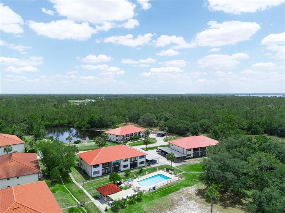 For Sale: $139,900 (2 beds, 2 baths, 1185 Square Feet)