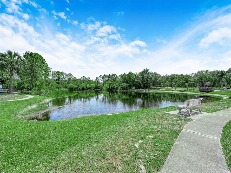 For Sale: $139,900 (2 beds, 2 baths, 1185 Square Feet)