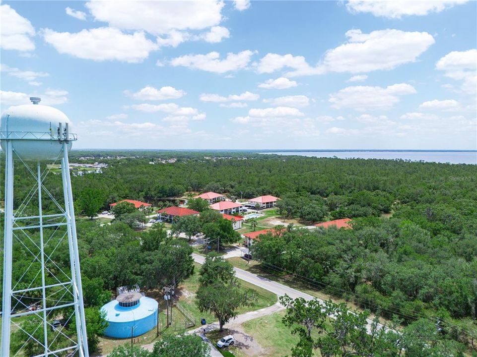 For Sale: $139,900 (2 beds, 2 baths, 1185 Square Feet)