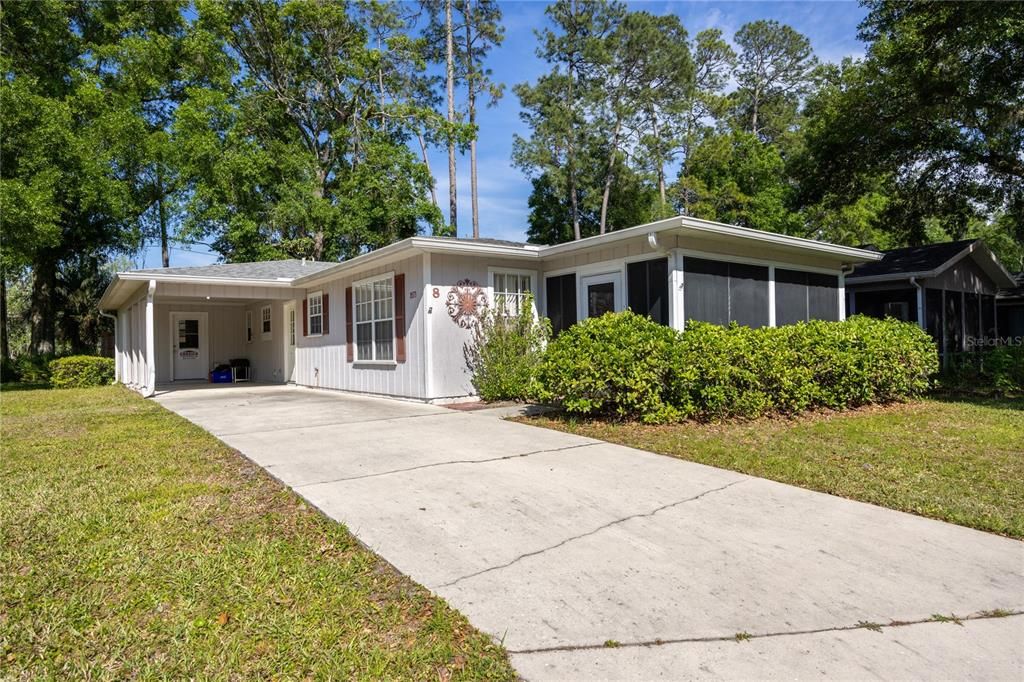 Active With Contract: $199,900 (2 beds, 2 baths, 1312 Square Feet)