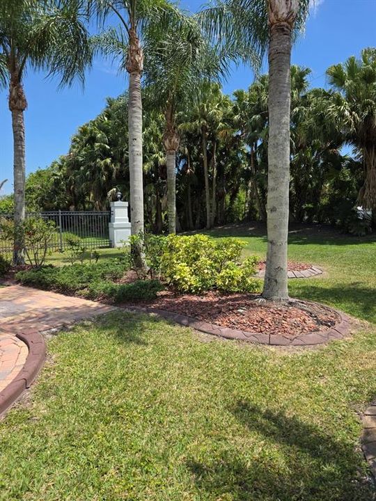 For Sale: $280,000 (0.08 acres)