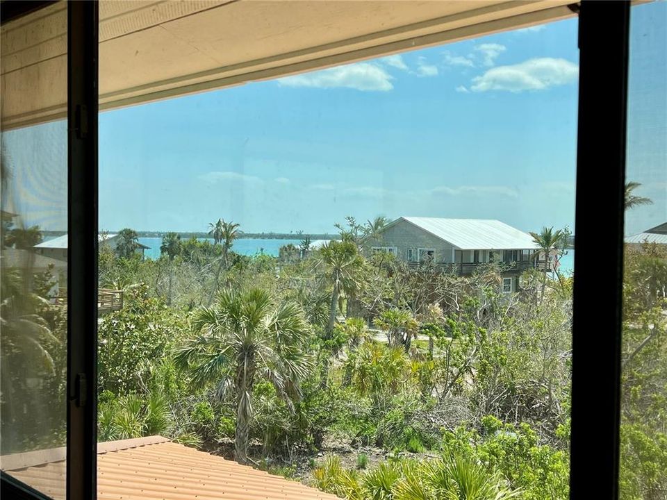 En Venta: $650,000 (3 camas, 2 baños, 1574 Pies cuadrados)