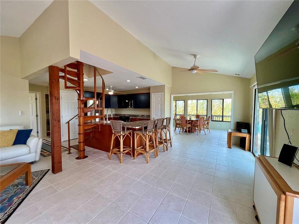 En Venta: $650,000 (3 camas, 2 baños, 1574 Pies cuadrados)