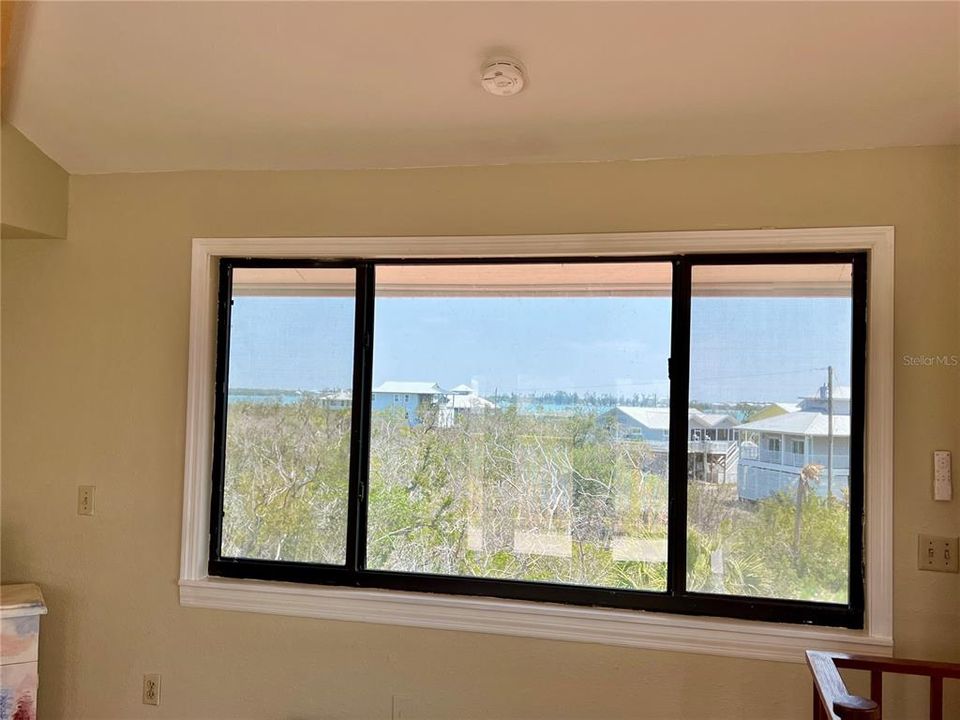 En Venta: $650,000 (3 camas, 2 baños, 1574 Pies cuadrados)