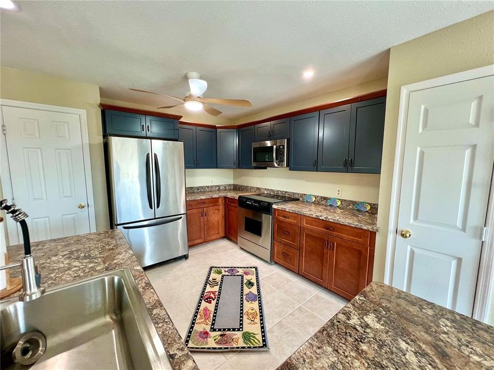 En Venta: $650,000 (3 camas, 2 baños, 1574 Pies cuadrados)