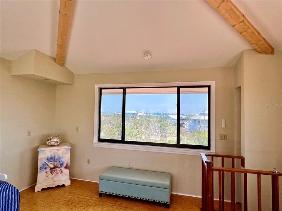 En Venta: $650,000 (3 camas, 2 baños, 1574 Pies cuadrados)