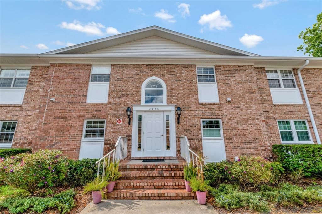 For Sale: $240,000 (3 beds, 2 baths, 1640 Square Feet)