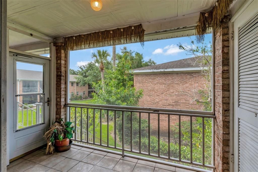 For Sale: $240,000 (3 beds, 2 baths, 1640 Square Feet)