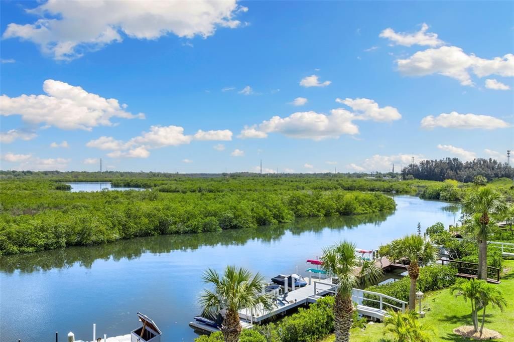 待售: $1,150,000 (4 贝兹, 3 浴室, 2945 平方英尺)