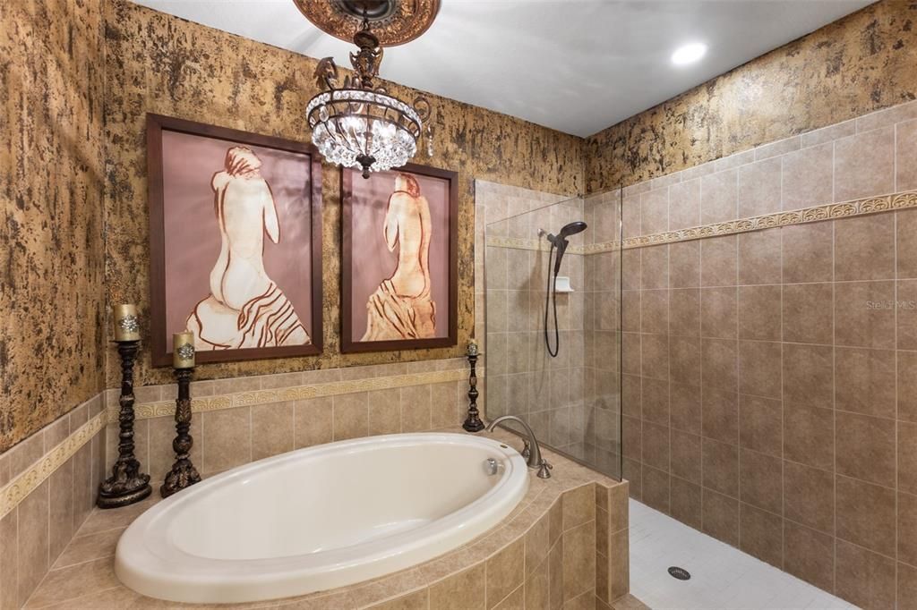 待售: $1,150,000 (4 贝兹, 3 浴室, 2945 平方英尺)