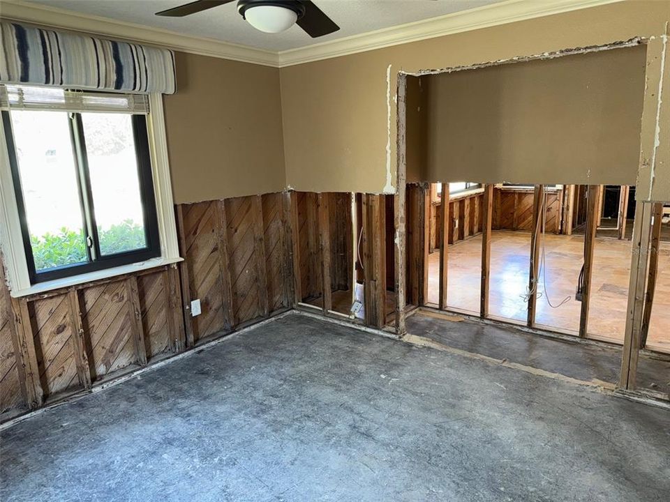 На продажу: $824,000 (3 спален, 2 ванн, 1900 Квадратных фут)