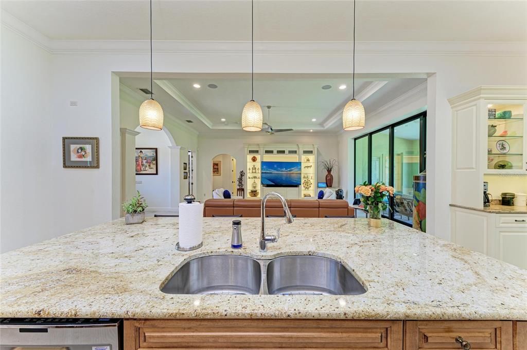 For Sale: $1,100,000 (3 beds, 3 baths, 3151 Square Feet)