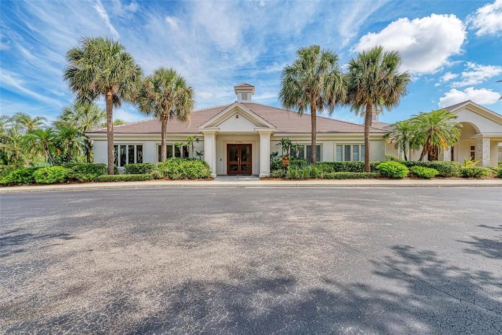 For Sale: $1,100,000 (3 beds, 3 baths, 3151 Square Feet)