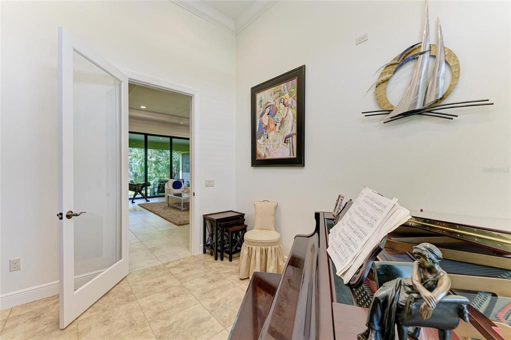 For Sale: $1,100,000 (3 beds, 3 baths, 3151 Square Feet)