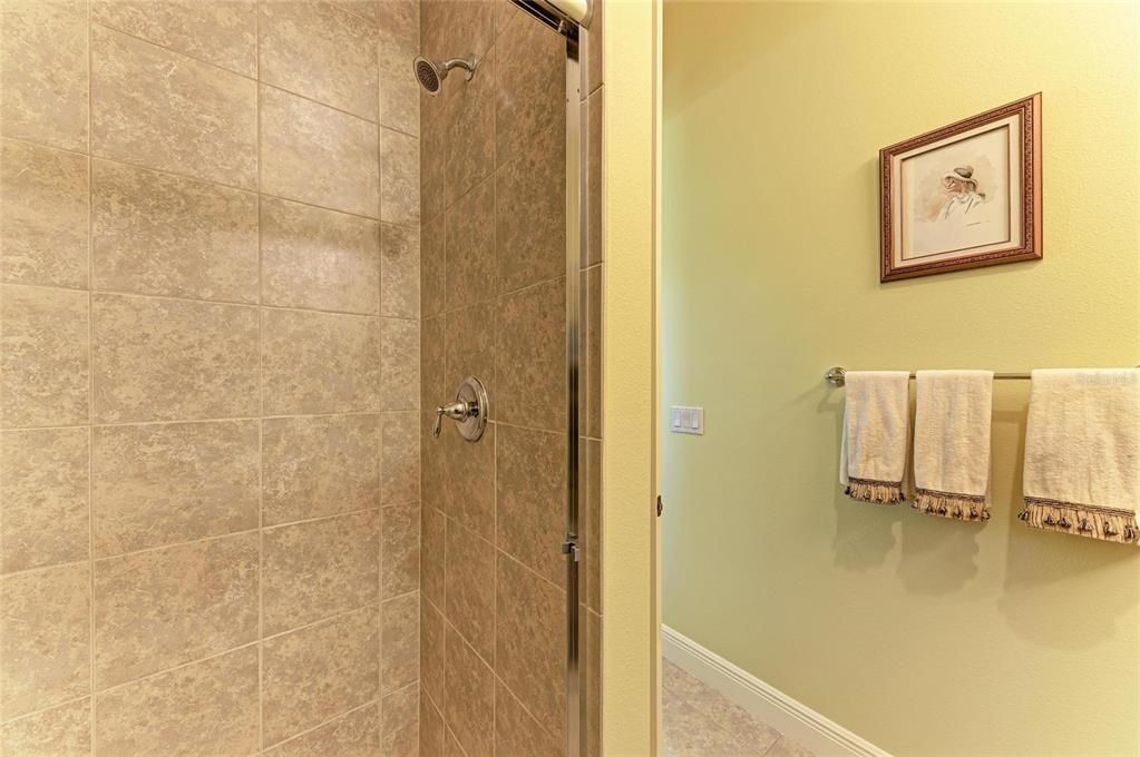 For Sale: $1,100,000 (3 beds, 3 baths, 3151 Square Feet)