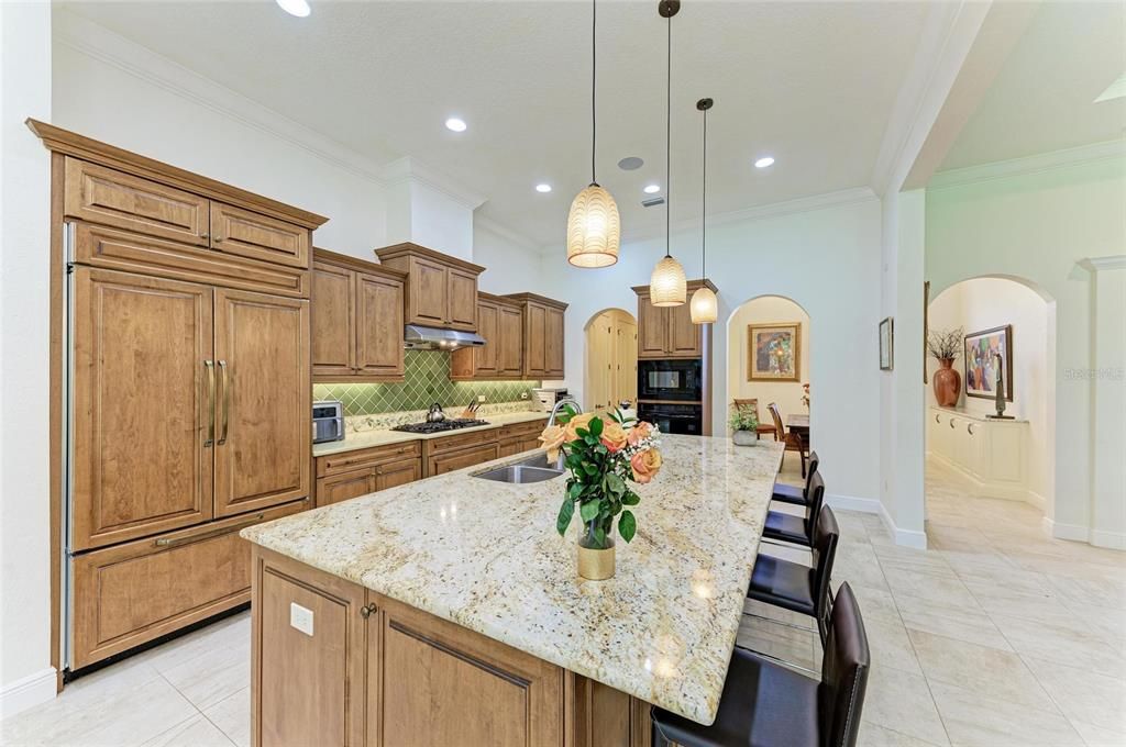 For Sale: $1,100,000 (3 beds, 3 baths, 3151 Square Feet)