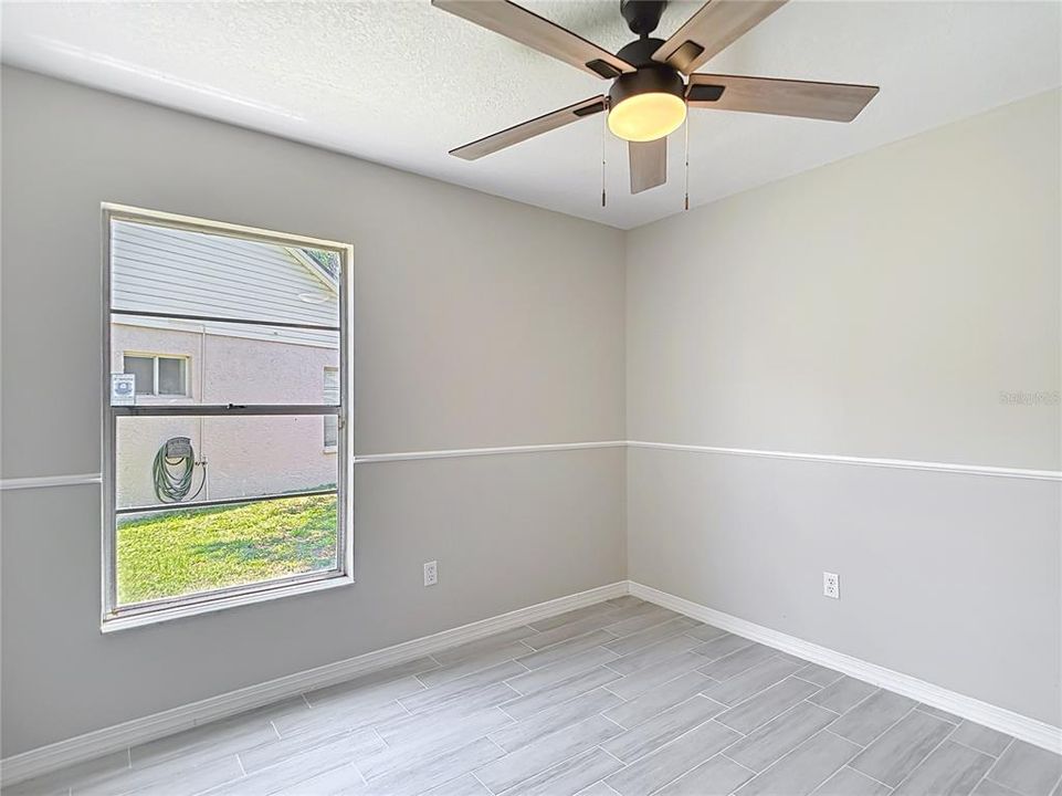 For Sale: $355,000 (3 beds, 2 baths, 1299 Square Feet)