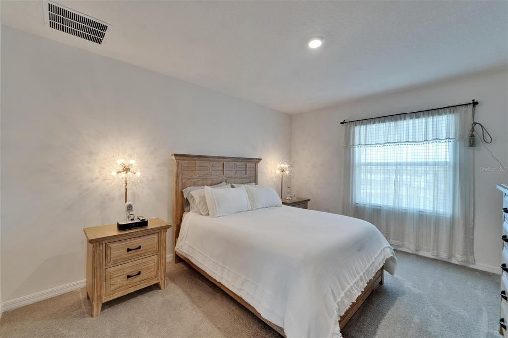 En Venta: $305,000 (3 camas, 2 baños, 1785 Pies cuadrados)