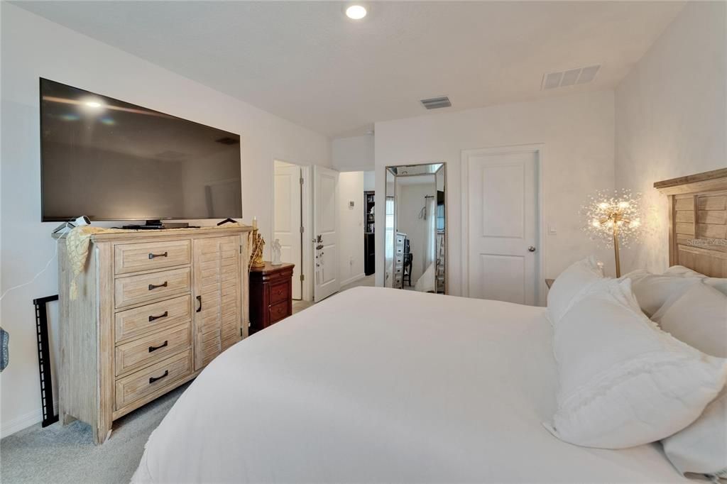 En Venta: $305,000 (3 camas, 2 baños, 1785 Pies cuadrados)