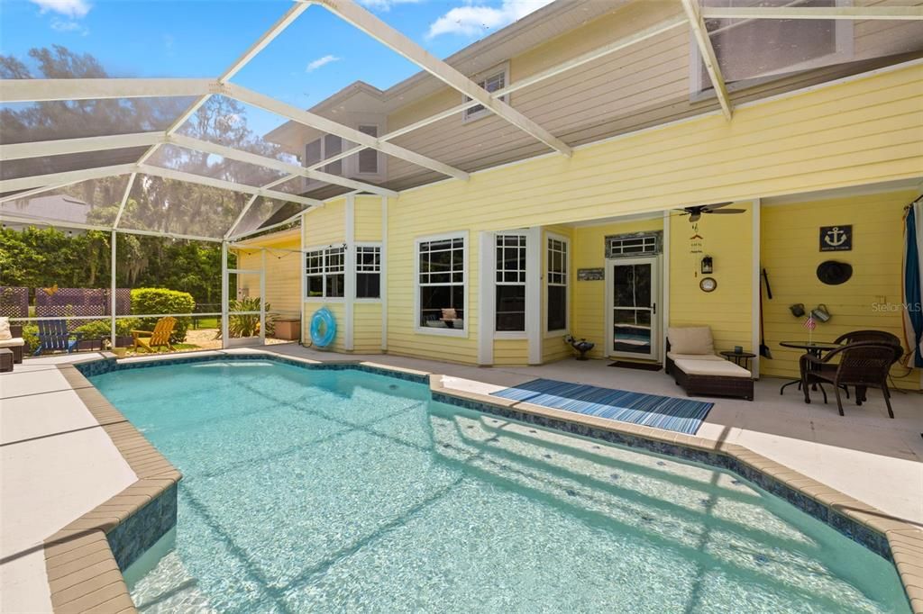 На продажу: $1,050,000 (4 спален, 5 ванн, 4300 Квадратных фут)