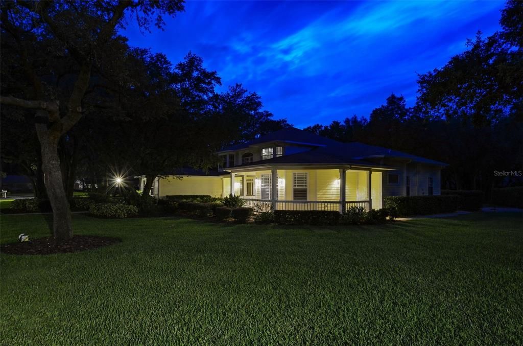 На продажу: $1,050,000 (4 спален, 5 ванн, 4300 Квадратных фут)