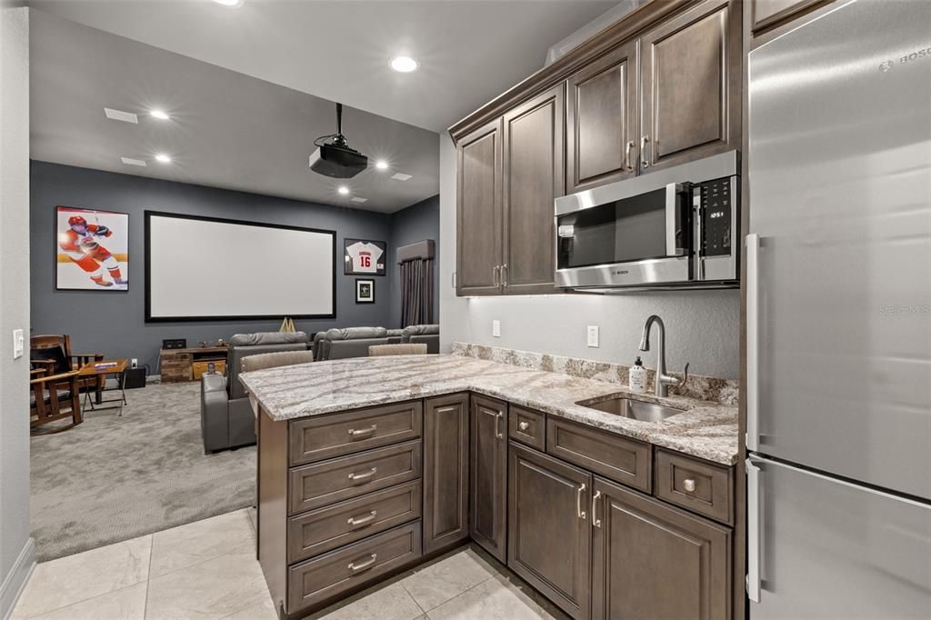 На продажу: $1,050,000 (4 спален, 5 ванн, 4300 Квадратных фут)